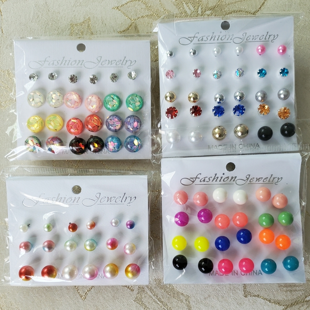 Earrings (4 cards)